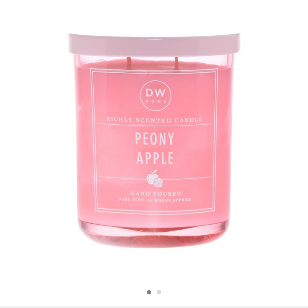 🌸last chance🌸 NEW!! DW Home Peony Apple Candle